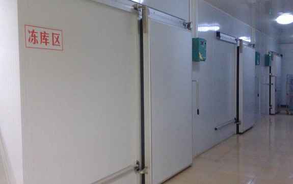 安裝一個(gè)30平米小型冷凍庫成本多少錢 安裝一個(gè)30平米小型冷凍庫成本多少錢